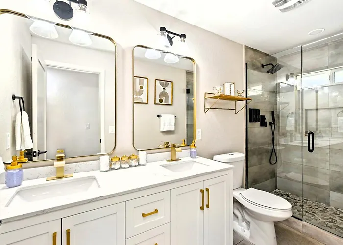 5br Estate, Heated Pool, Putting Camelback Views, Sleeps 12 *