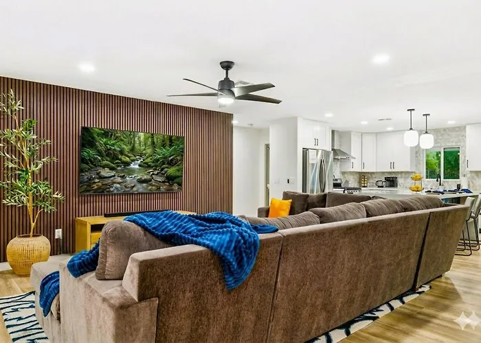 Holiday home 5br Estate, Heated Pool, Putting Camelback Views, Sleeps 12
