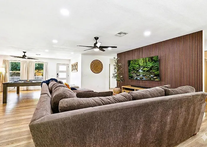 5br Estate, Heated Pool, Putting Camelback Views, Sleeps 12 *